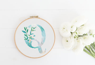 Letter Q Monogram, Instant Download PDF, Modern X Stitch Pattern, Botanical Monogram, Easy x Stitch, Counted Cross Stitch Chart, Embroidery