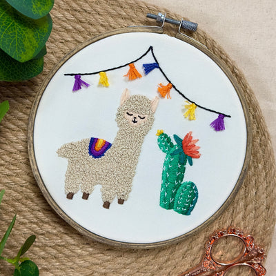 Beginner Embroidery Pattern, DIY Tutorial, Instant PDF Download, Llama Wall Art, Cute Peru Design, Colourful Fringe Garland, Woodland Animal